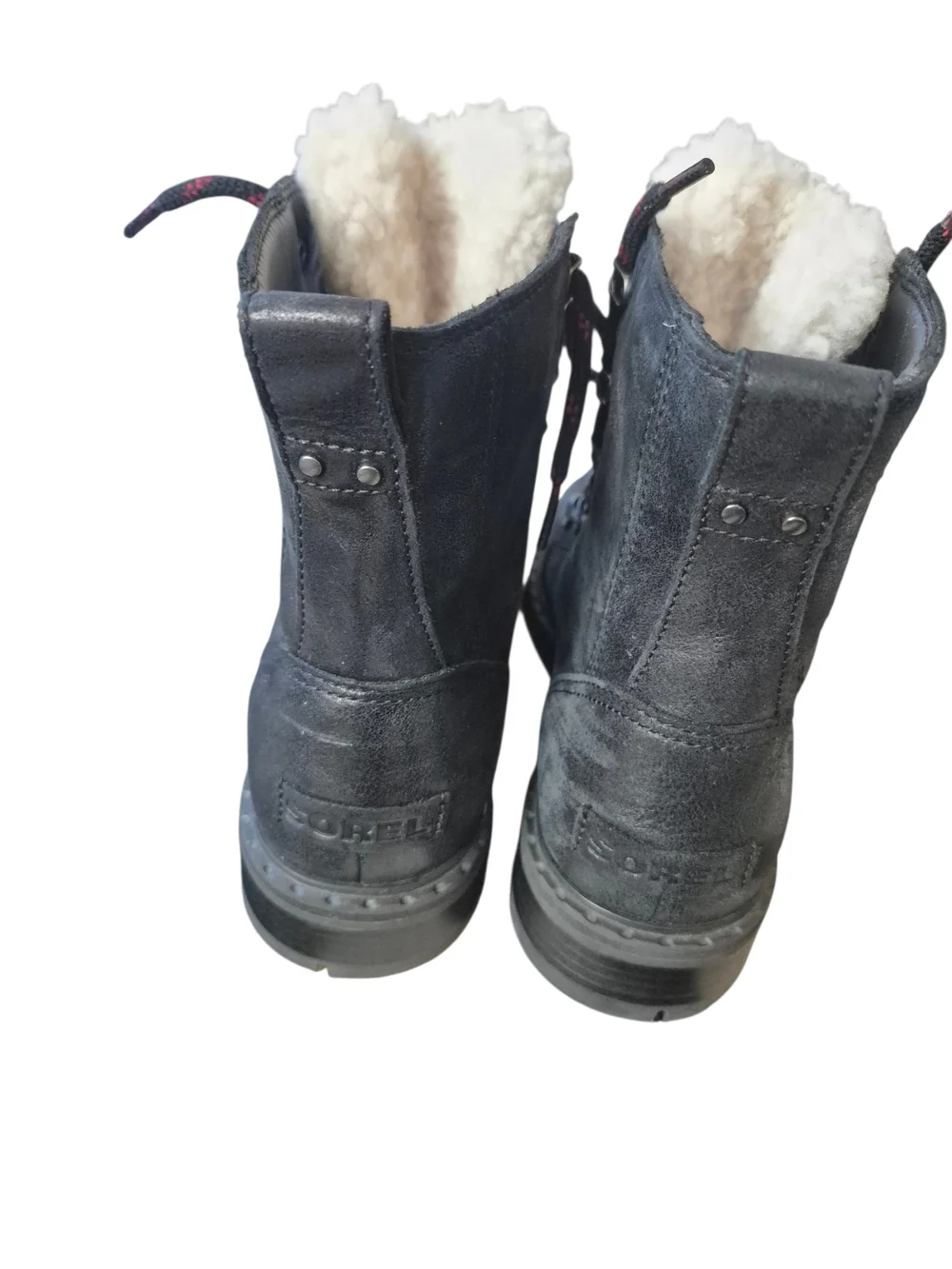 Sorel Black Leather Winter Boots with Cream Shearling‎ and Red-Accent Laces